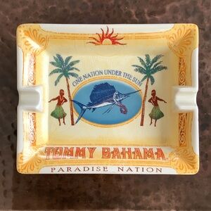 Tommy Bahama PARADISE NATION Ash-Cigar Tray